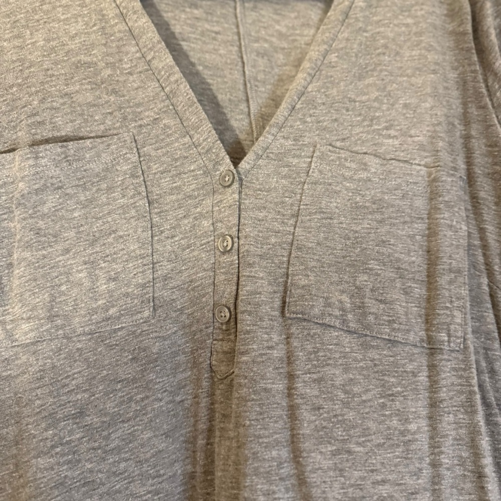 Torrid Vintage Slub V Neck 3/4 Sleeve Top Lot of 3- Size 2 - Picture 4 of 8